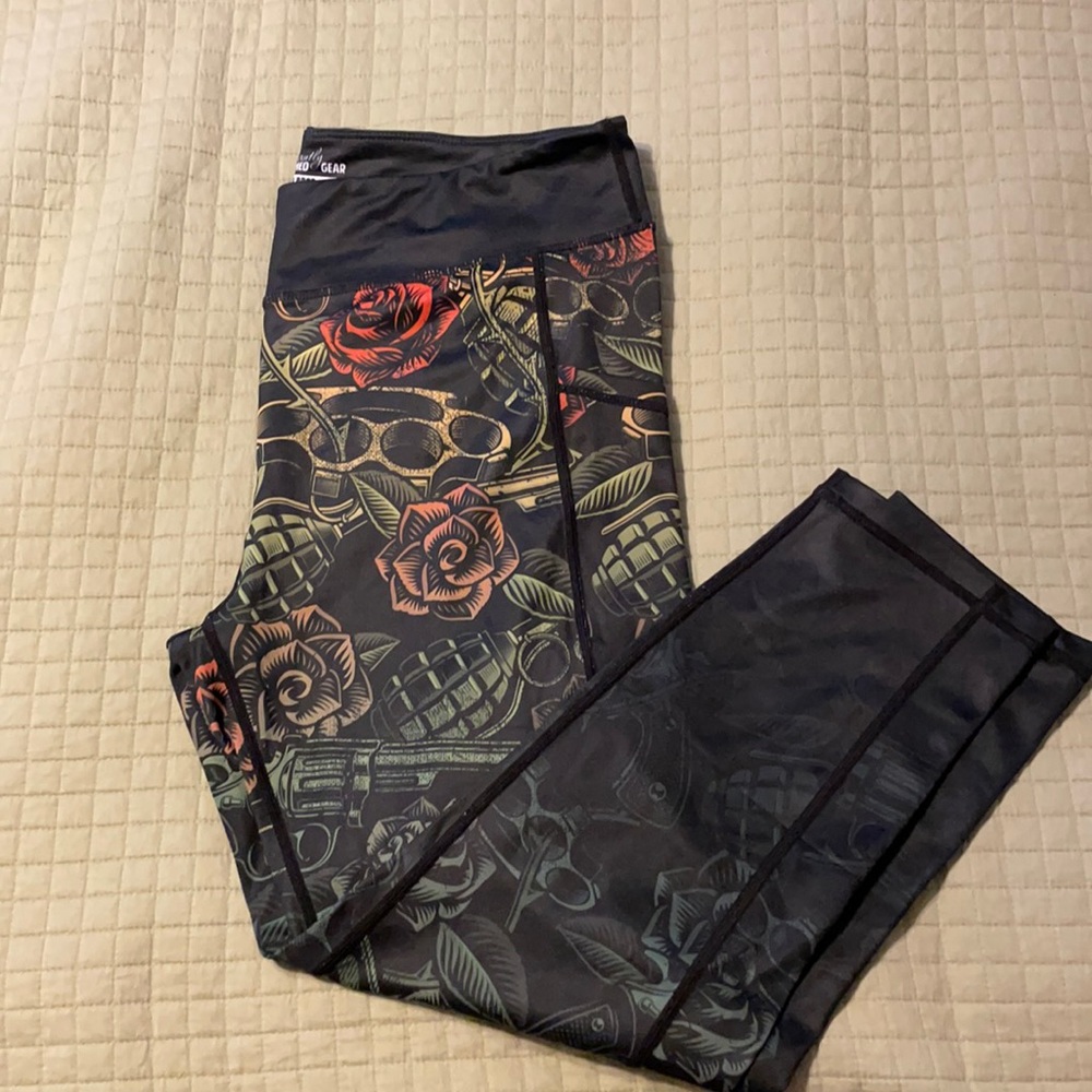 Constantly Varied Gear Large leggings